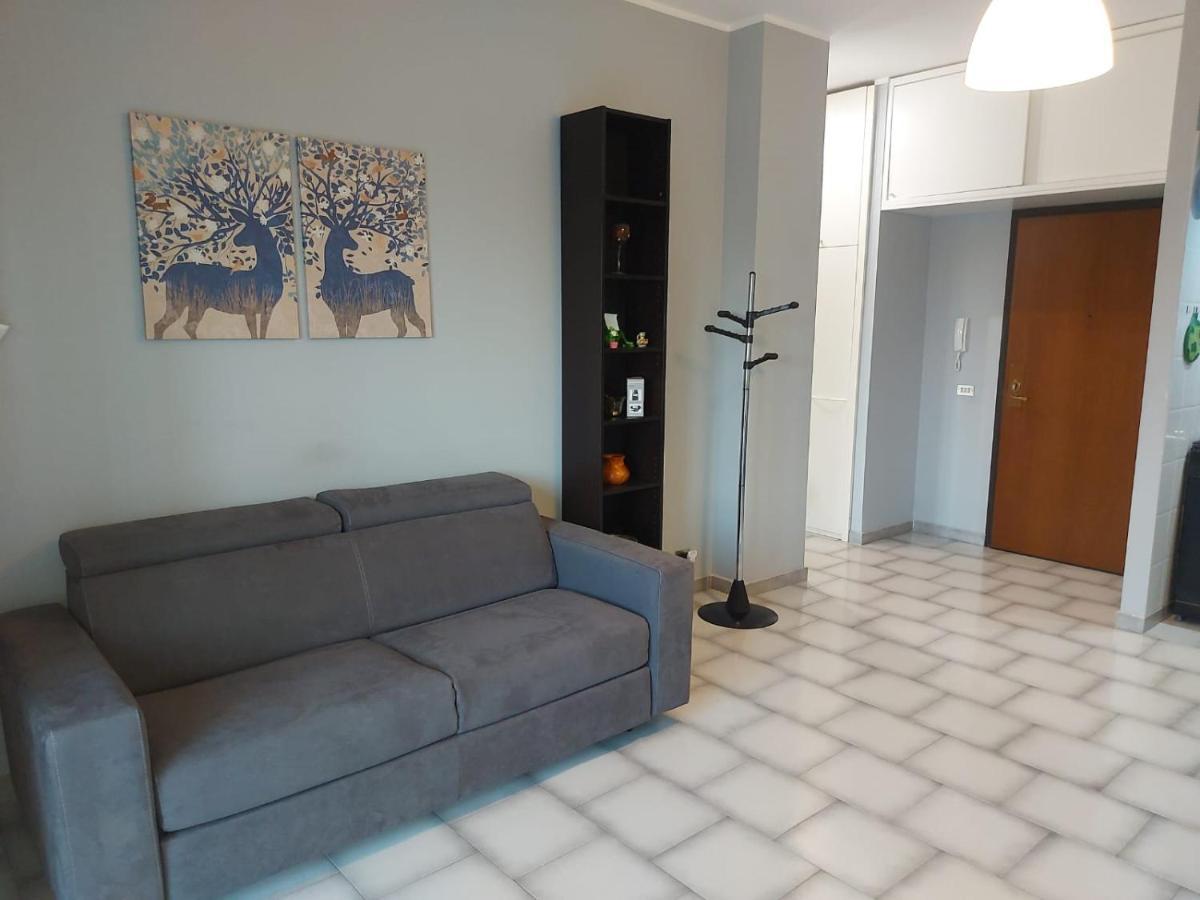 La Casa Al Cancello Rotto Bari Bagian luar foto